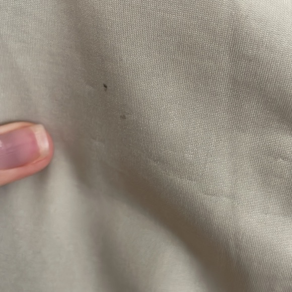 Smooth silver top with ruffle sleeves, and a plunging neckline - Picture 4 of 6